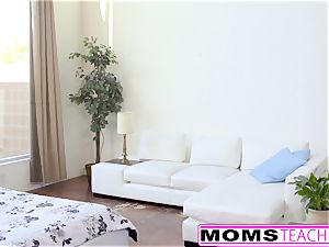 MomsTeachSex - scorching Step-Mom And teenage Get messy facial cumshot