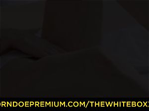 THE white BOXXX - vagina licking hookup for insatiable gf